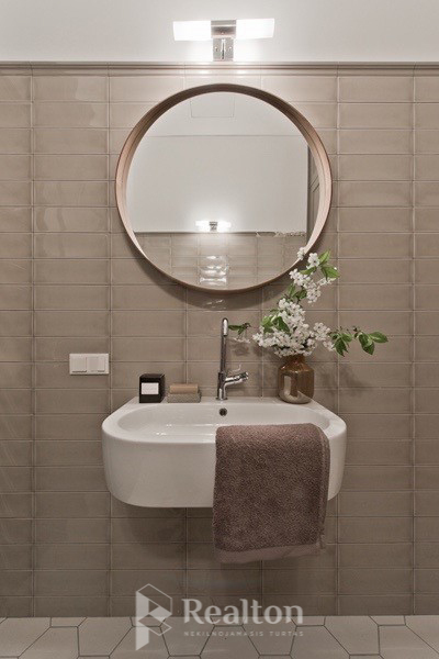 Nuomojamas butas Vingrių g., Senamiestyje, Vilniuje, 50 kv.m ploto, 2 kambariai-image-270592640