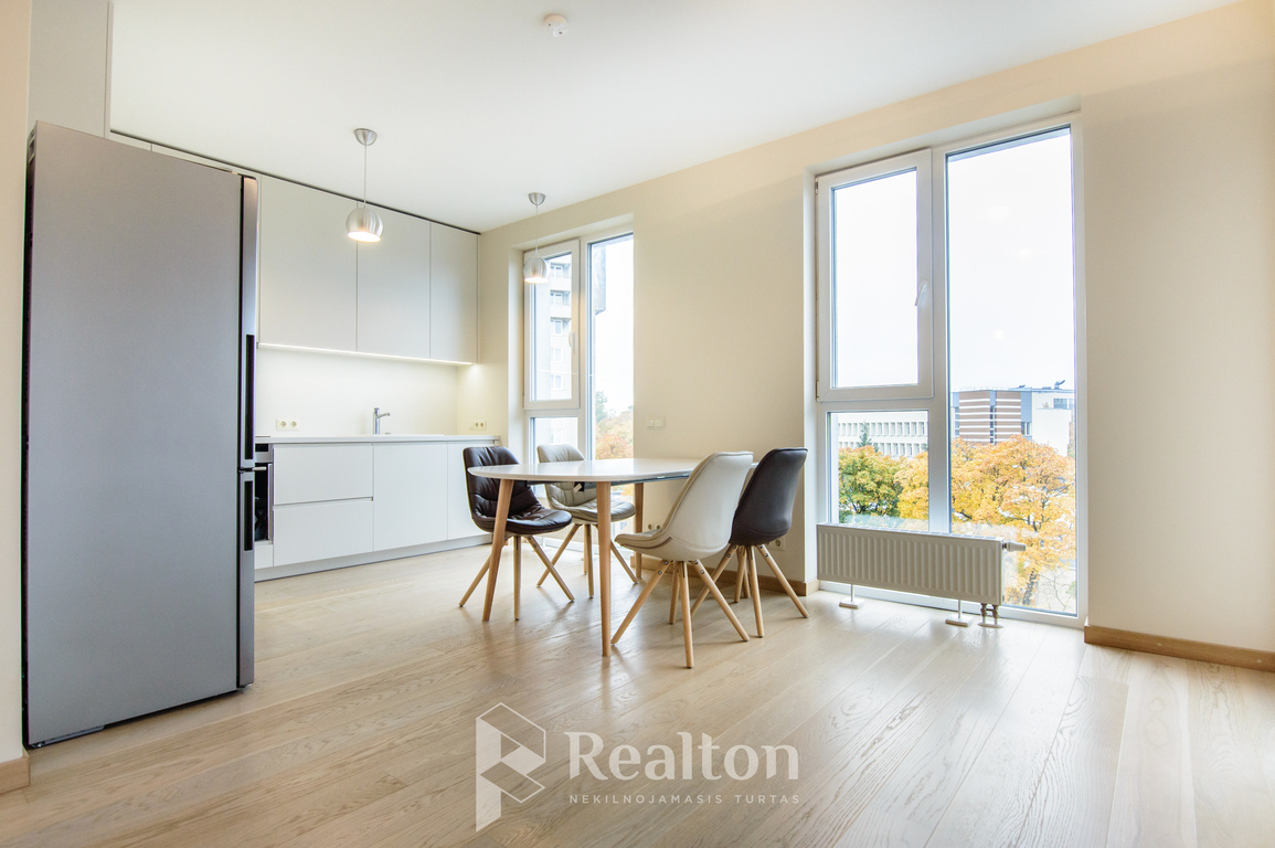 Nuomojamas 2 kambarių butas su parkavimo vieta A. Vivulskio g.!-image-270592724