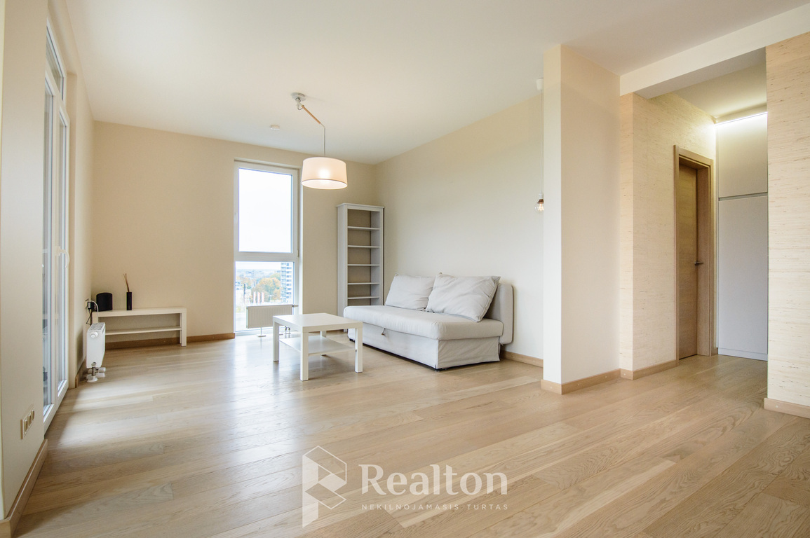 Nuomojamas 2 kambarių butas su parkavimo vieta A. Vivulskio g.!-image-270592728