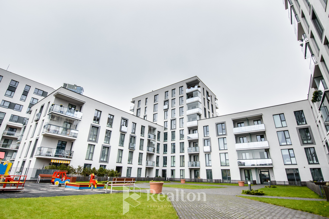 Nuomojamas 2 kambarių butas su parkavimo vieta A. Vivulskio g.!-image-270592744