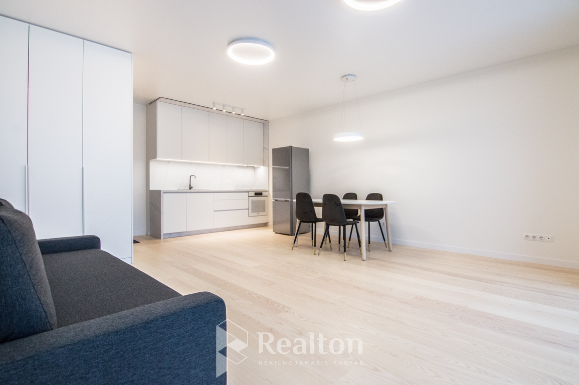 Nuomojamas 2 kam. butas su parkavimo vieta STORYLINE projekte!-image-280162273