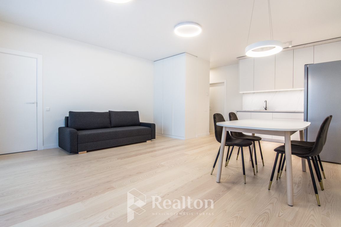 Nuomojamas 2 kam. butas su parkavimo vieta STORYLINE projekte!-image-280162271