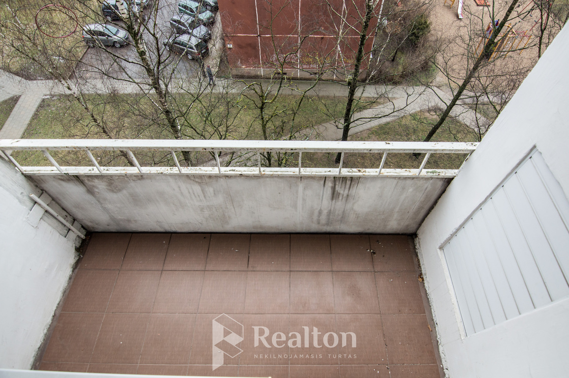 Nuomojamas 2 izoliuotų kambarių butas Karoliniškėse!Rolando Jankausko g., Karoliniškėse, Vilniuje, 49.5 kv.m ploto-image-285864071