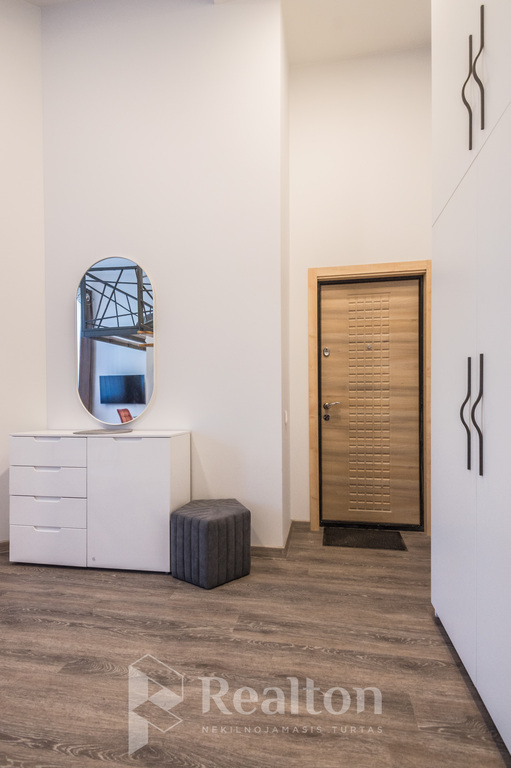 Nuomojamas butas Pylimo g., Senamiestyje, Vilniuje, 42 kv.m ploto-image-270593566