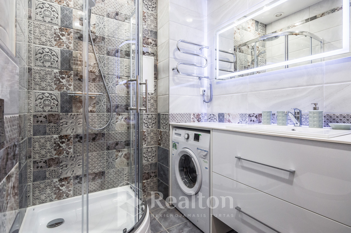 Nuomojamas butas Pylimo g., Senamiestyje, Vilniuje, 42 kv.m ploto-image-270593568