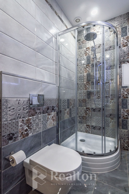 Nuomojamas butas Pylimo g., Senamiestyje, Vilniuje, 42 kv.m ploto-image-270593569