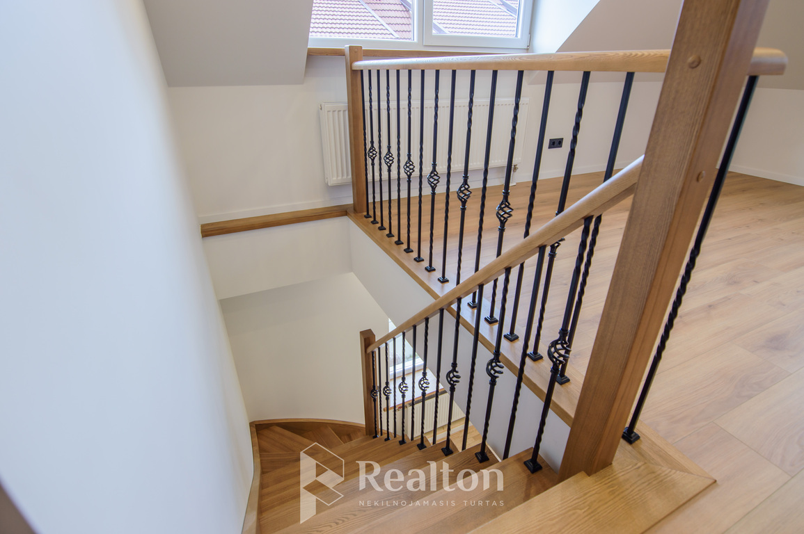 Nuomojamas butas Vokiečių g., Senamiestyje, Vilniuje, 85.75 kv.m ploto-image-270587985