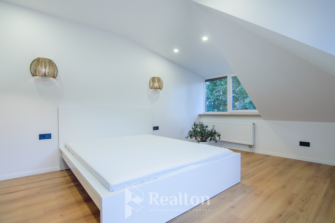 Nuomojamas butas Vokiečių g., Senamiestyje, Vilniuje, 85.75 kv.m ploto-image-270587988