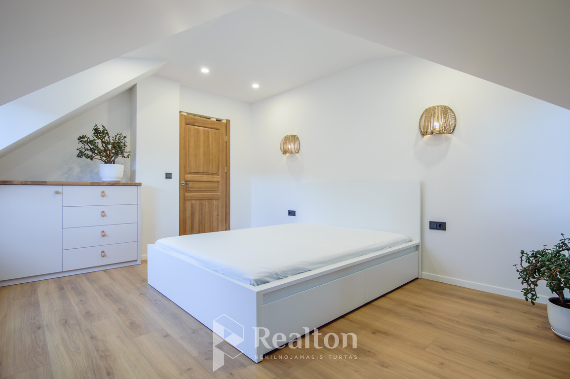 Nuomojamas butas Vokiečių g., Senamiestyje, Vilniuje, 85.75 kv.m ploto-image-270587989