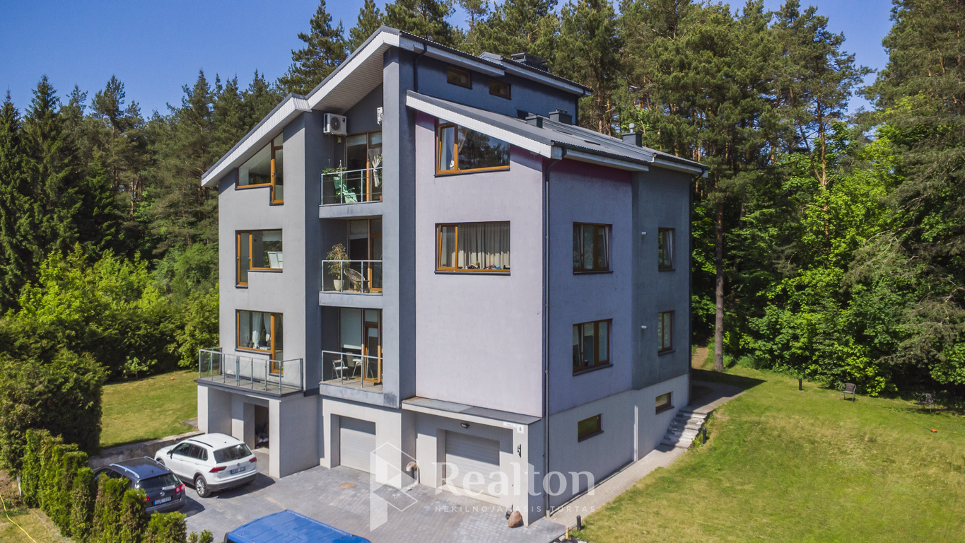 Parduodamas butas Korių g., Balsiuose, Vilniuje, 185 kv.m ploto-image-270595740