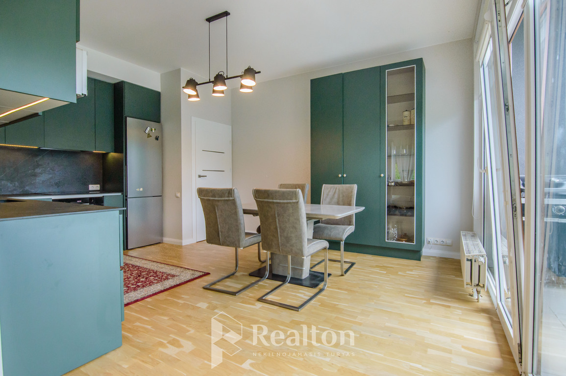 Parduodamas butas Korių g., Balsiuose, Vilniuje, 185 kv.m ploto-image-270595746