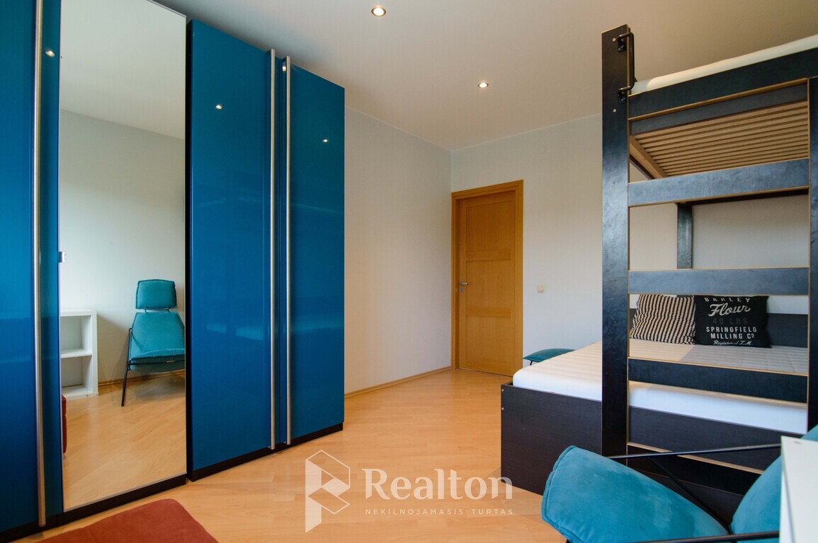 Nuomojamas butas Antakalnio g., Antakalnyje, Vilniuje, 85 kv.m ploto, 3 kambariai-image-273542775