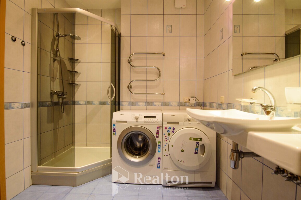 Nuomojamas butas Antakalnio g., Antakalnyje, Vilniuje, 85 kv.m ploto, 3 kambariai-image-273542777