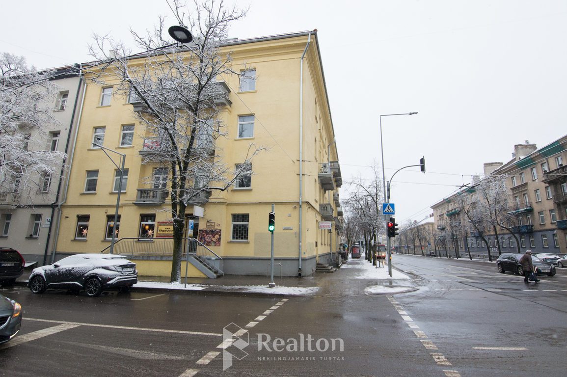 Nuomojamas butas Švitrigailos g., Naujamiestyje, Vilniuje, 37.5 kv.m ploto-image-280160039