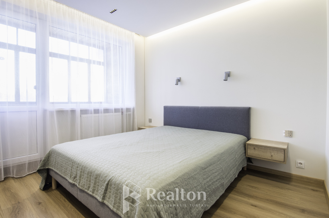 Nuomojamas 2 kambarių butas Baltupiuose nuo Rugsėjo 15 d.!-image-270588986
