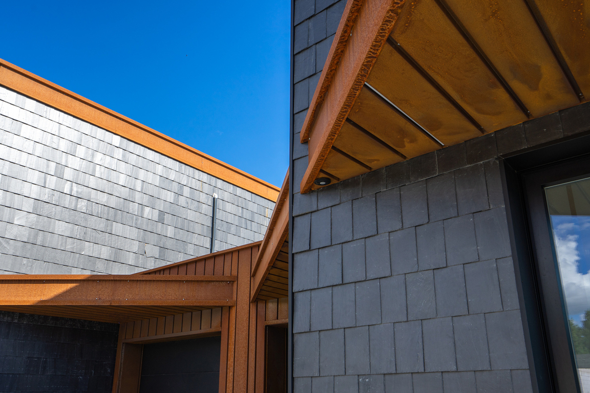 Parduodamas namas Forto g., Akademijos mstl., 128.22 kv.m ploto, 2 aukštai