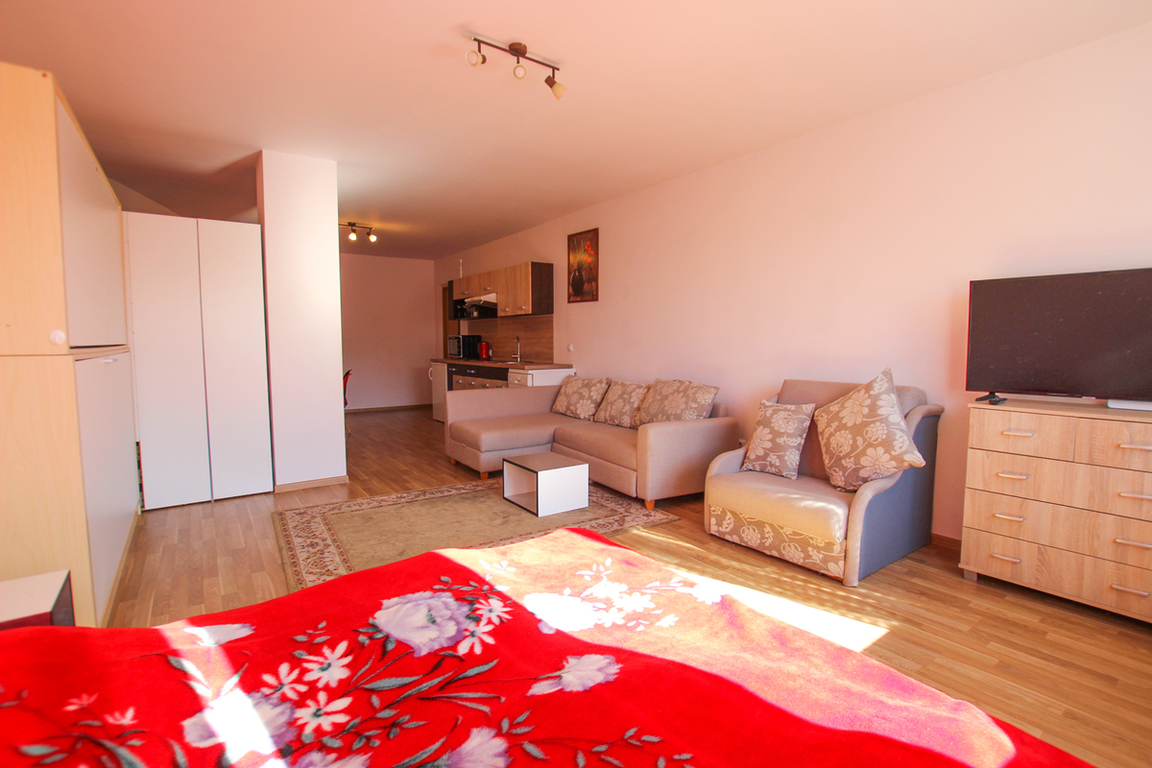 Parduodamas butas Palangoje, 80.86 kv.m ploto, 2 kambariai