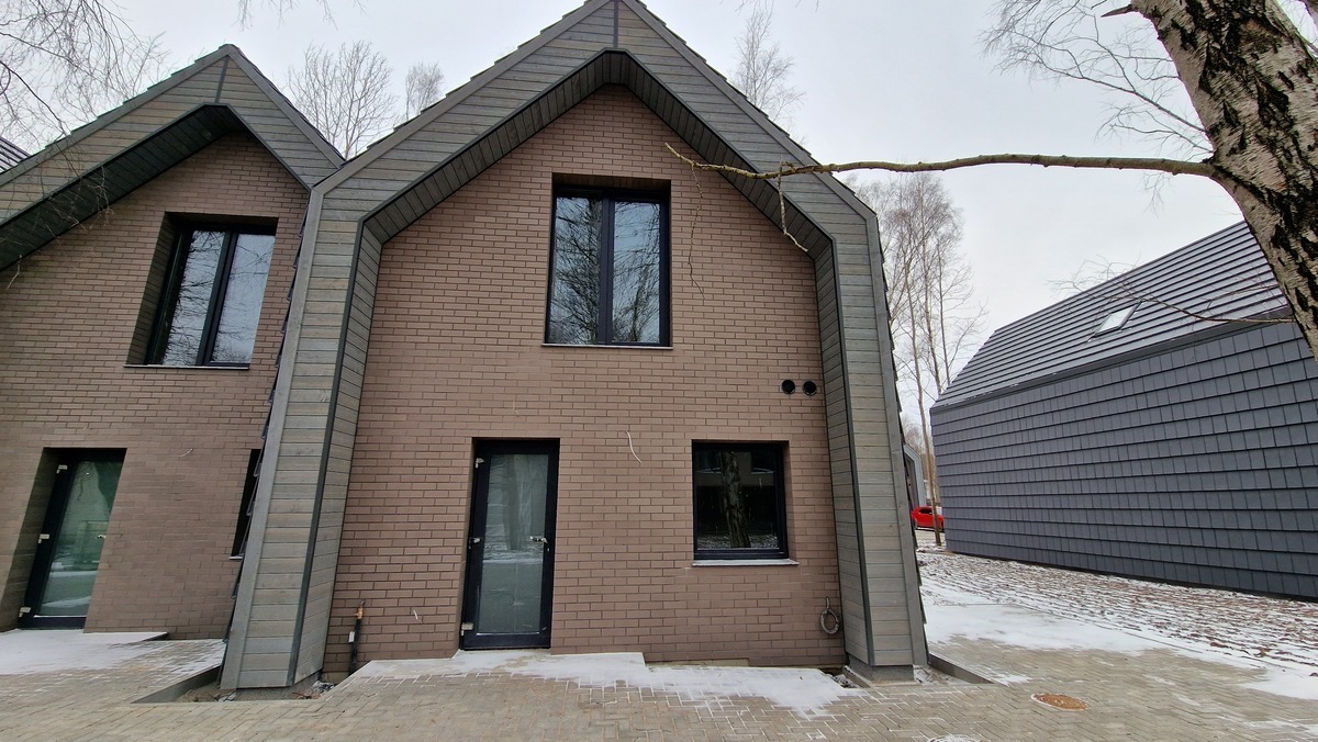 Parduodamas namas Palangoje, 80 kv.m ploto, 2 aukštai