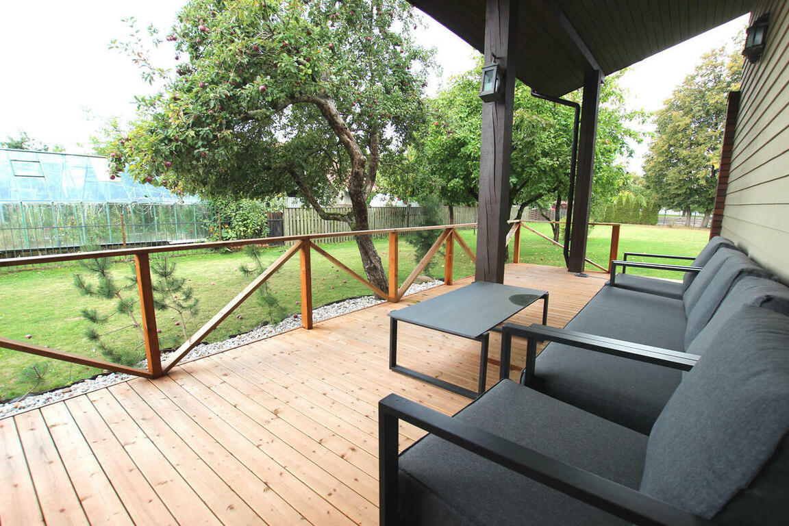 Parduodamas namas Kretingoje, 215 kv.m ploto, 2 aukštai