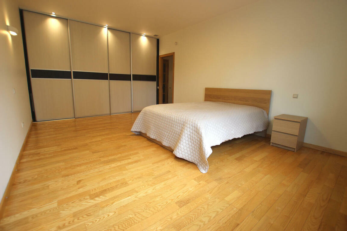 Parduodamas namas Kretingoje, 215 kv.m ploto, 2 aukštai