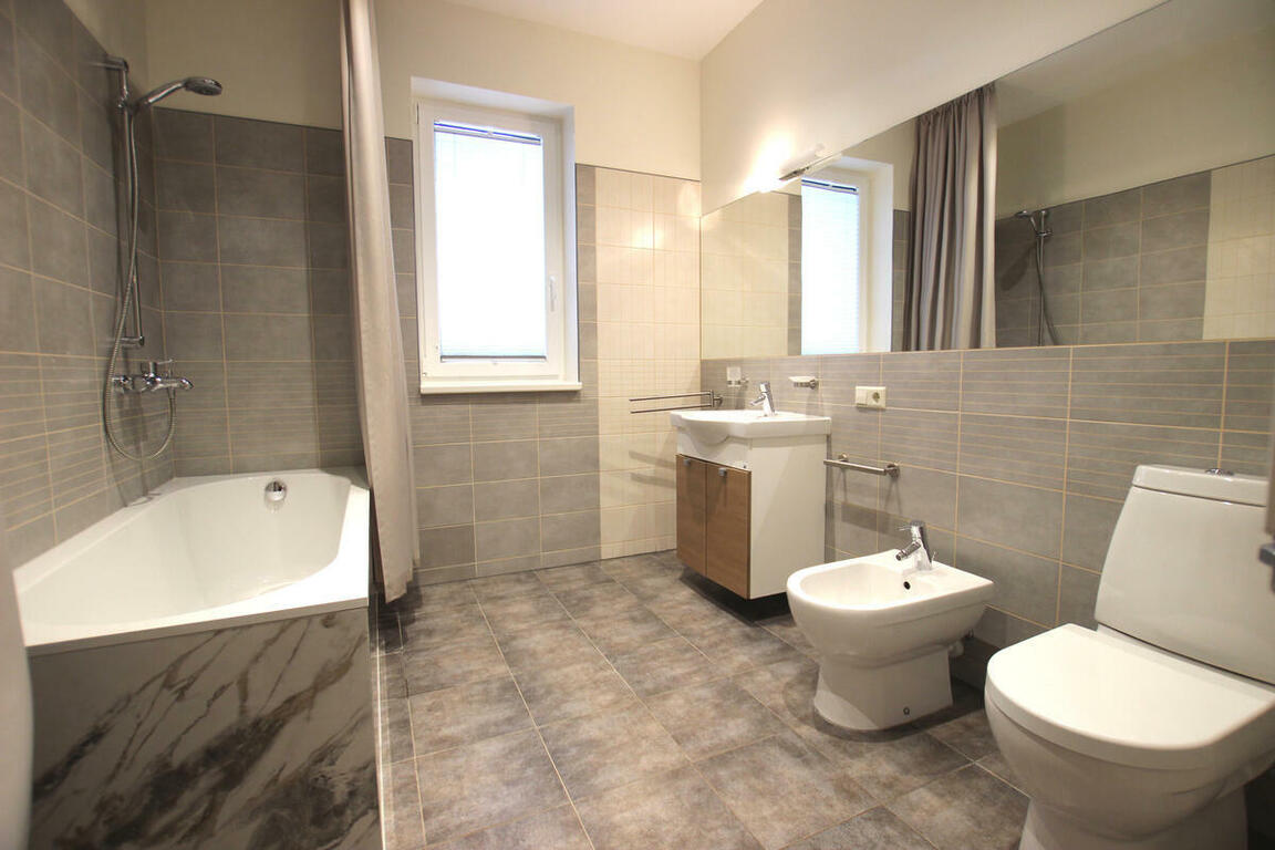 Parduodamas namas Kretingoje, 215 kv.m ploto, 2 aukštai