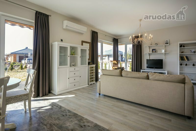 Parduodamas namas Palangoje, 105 kv.m ploto, 1 aukštai