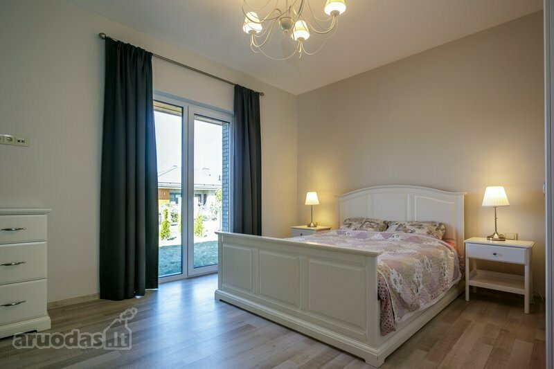 Parduodamas namas Palangoje, 105 kv.m ploto, 1 aukštai