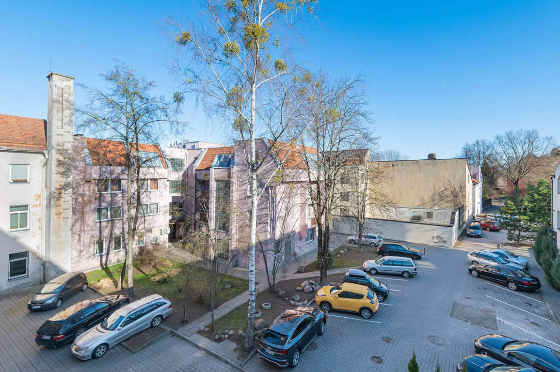 Parduodamas butas Vilniaus g., Senamiestyje, Kaune, 126.49 kv.m ploto, 4 kambariai