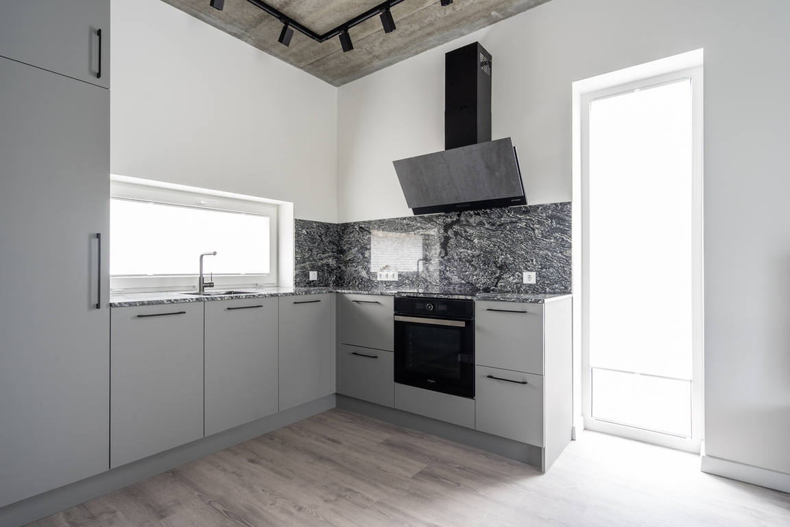 Parduodamas namas Moliakelio g., Kaune, 67.5 kv.m ploto, 2 aukštai