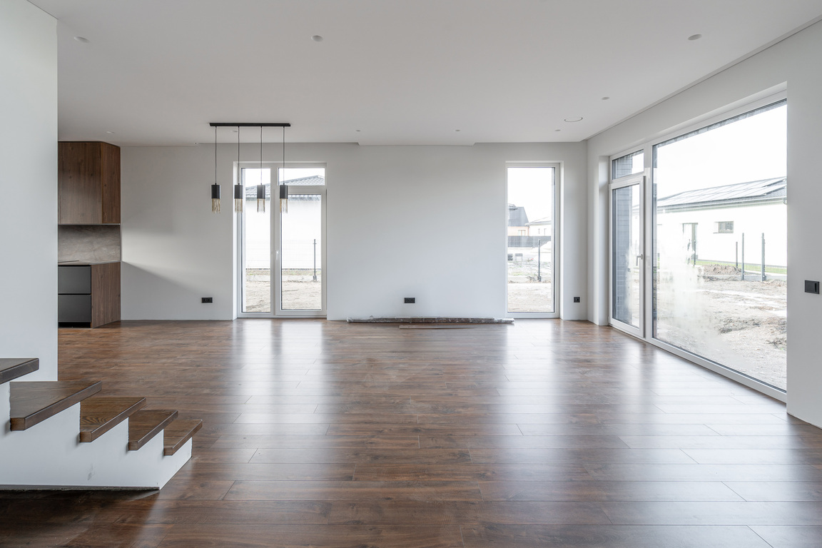 Įrengtas naujas namas su Garažu