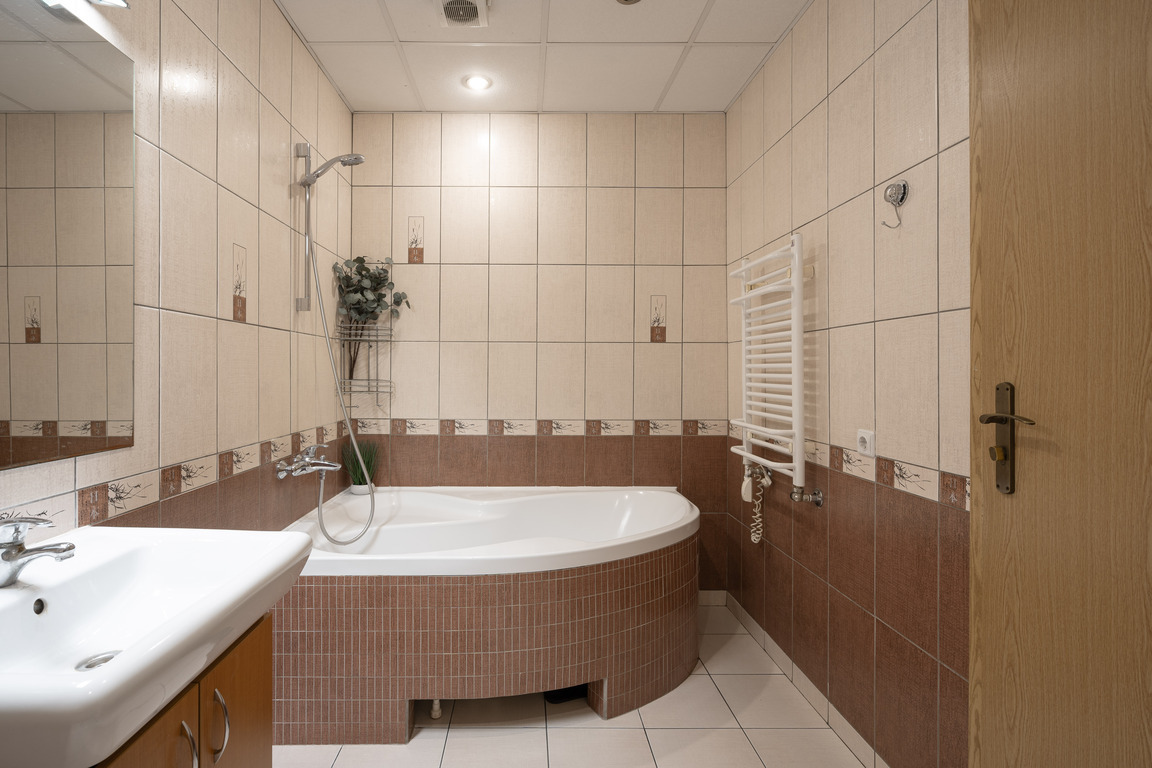 Parduodamas butas T. Ivanausko g., Fredoje, Kaune, 100 kv.m ploto