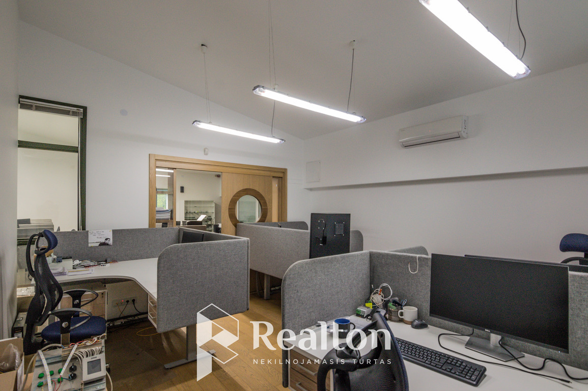 Parduodamos patalpos Žirmūnų g., Žirmūnuose, Vilniuje, 504 kv.m ploto-image-273543357