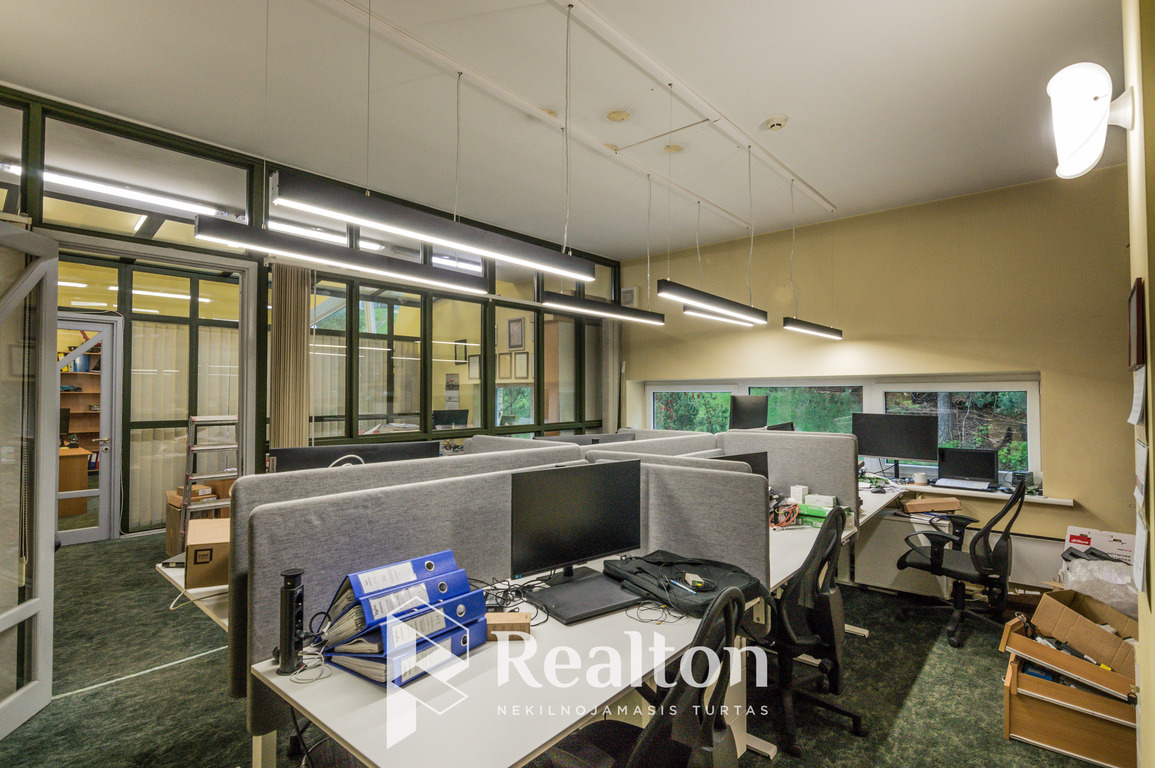 Parduodamos patalpos Žirmūnų g., Žirmūnuose, Vilniuje, 504 kv.m ploto-image-273543363