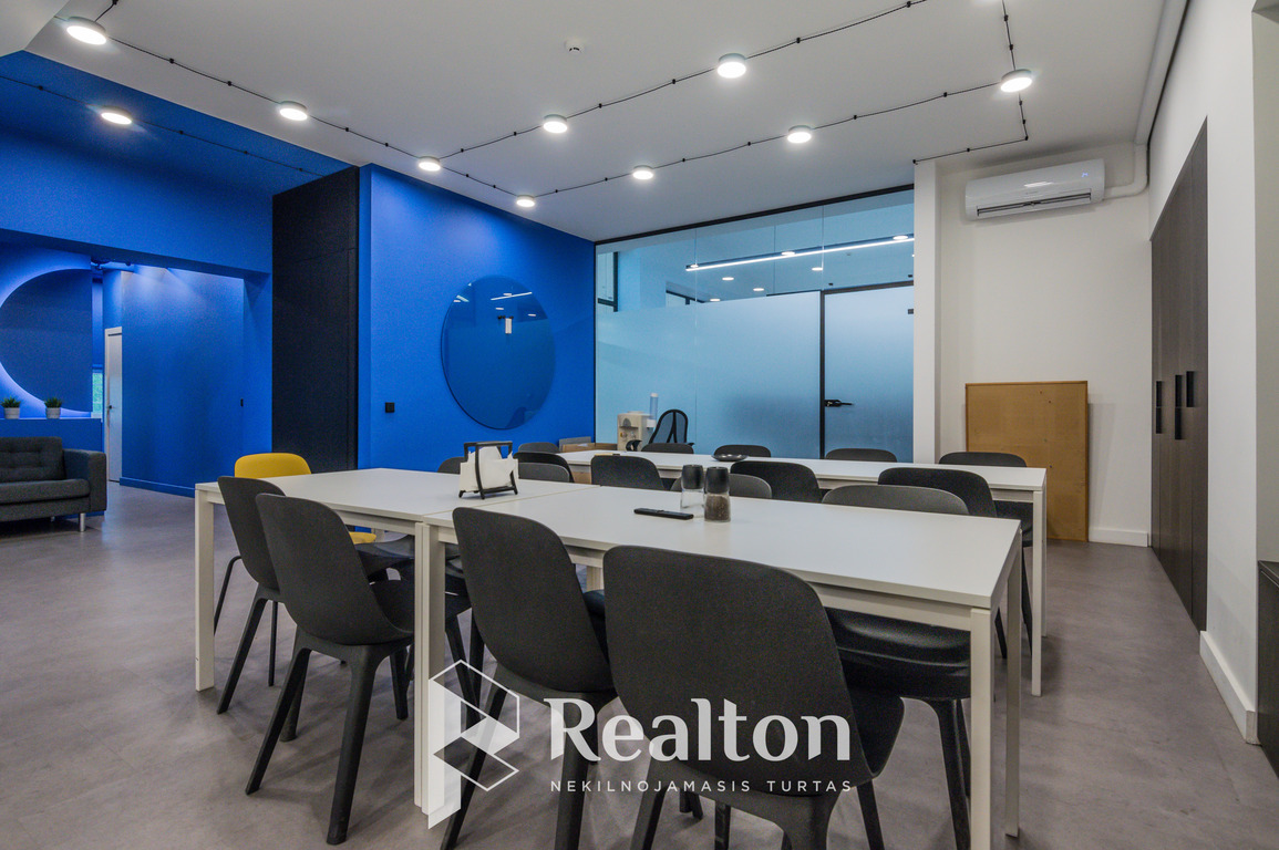 Parduodamos patalpos Žirmūnų g., Žirmūnuose, Vilniuje, 504 kv.m ploto-image-273543375