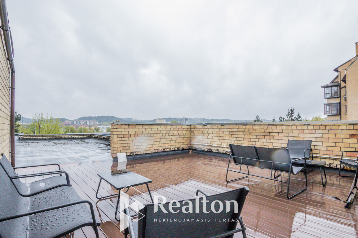 Parduodamos patalpos Žirmūnų g., Žirmūnuose, Vilniuje, 504 kv.m ploto-image-273543379