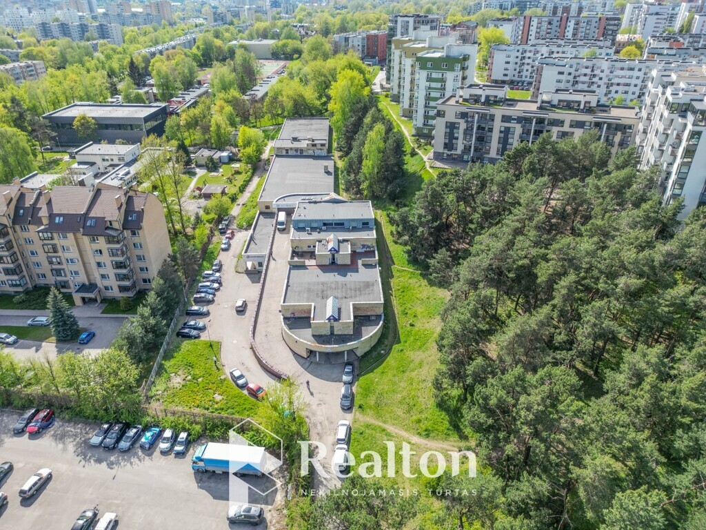 Parduodamos patalpos Žirmūnų g., Žirmūnuose, Vilniuje, 504 kv.m ploto-image-273543394