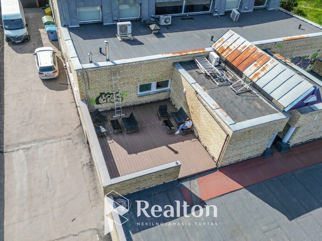 Parduodamos patalpos Žirmūnų g., Žirmūnuose, Vilniuje, 504 kv.m ploto-image-273543393