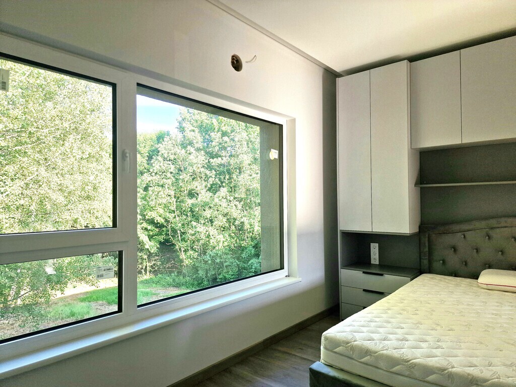 Naujas, įrengtas kotedžas Šilainiuose