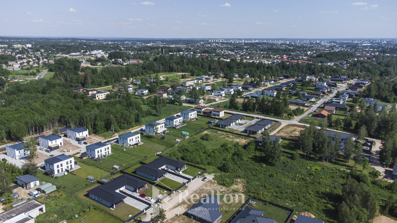 Parduodamas sklypas Lazdynų g., Saldenė, 31.64 a ploto-image-270596591