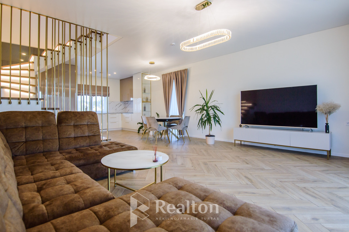 Nuomojamas namas Baltadvario g., , Vilniuje, 106 kv.m ploto-image-270593237