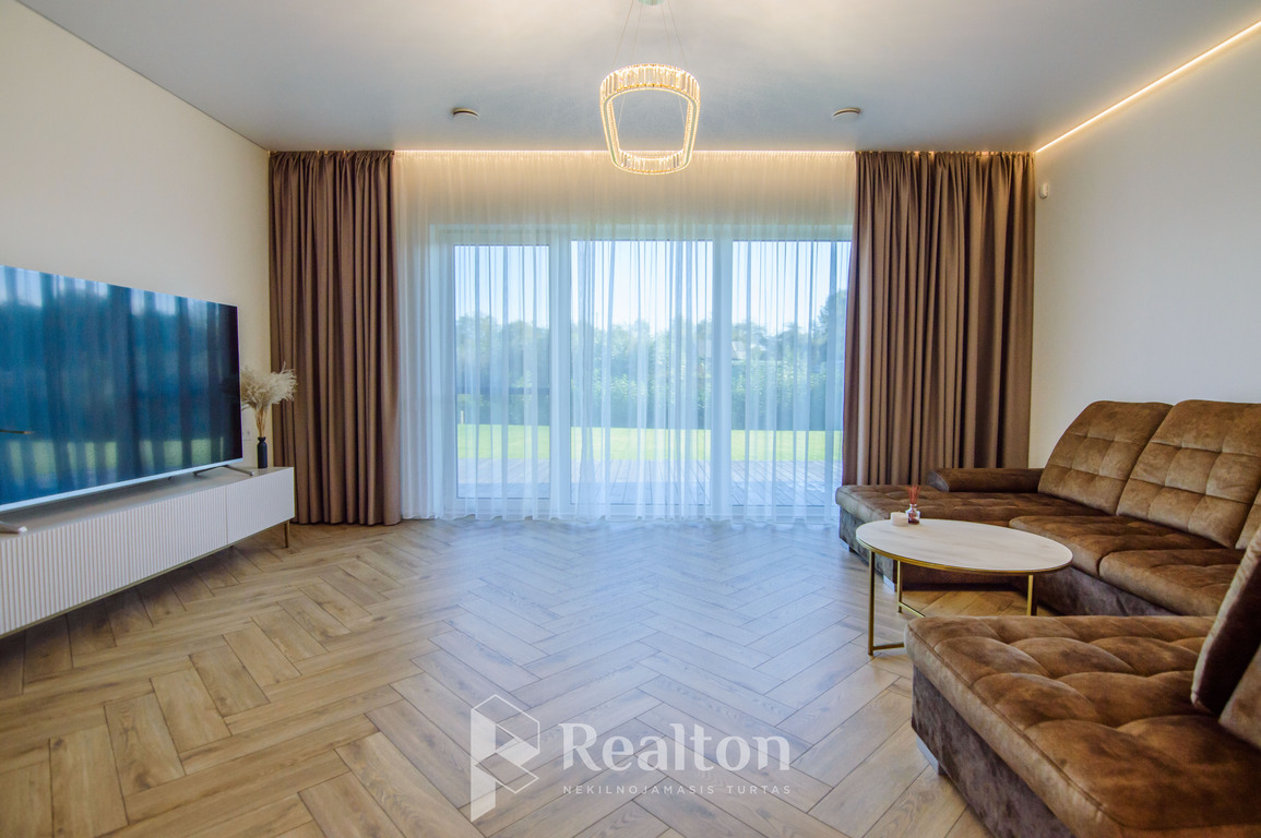 Nuomojamas namas Baltadvario g., , Vilniuje, 106 kv.m ploto-image-270593242