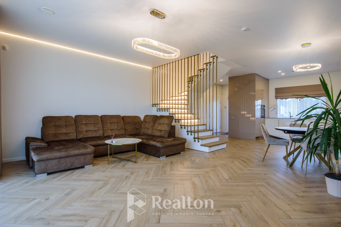 Nuomojamas namas Baltadvario g., , Vilniuje, 106 kv.m ploto-image-270593240