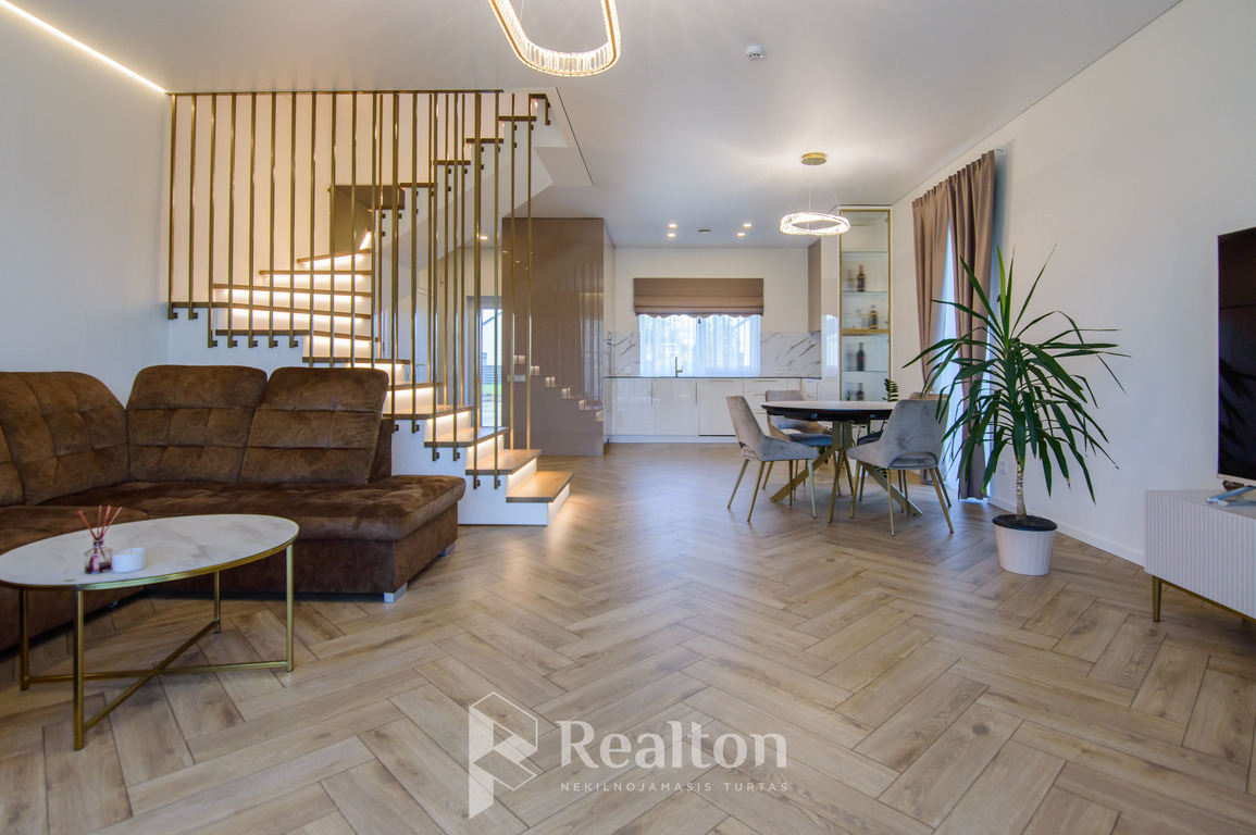 Nuomojamas namas Baltadvario g., , Vilniuje, 106 kv.m ploto-image-270593238