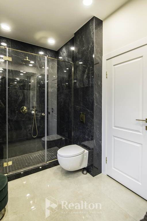 Parduodamas gerai įrengtas A+ sublokuotas namas Pavilnyje, Pranciškaus Petro Būčio g.!-image-270594311