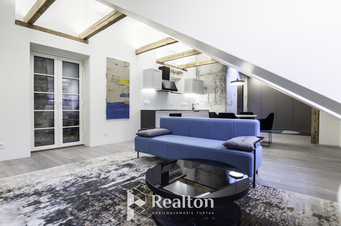 Nuomojamas stilingas 2 kambarių butas pačioje Vilniaus miesto širdyje, Šv. Mykolo g.!-image-270592111