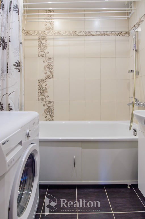 Parduodamas butas Fabijoniškių g., Fabijoniškėse, Vilniuje, 61.82 kv.m ploto-image-278264604