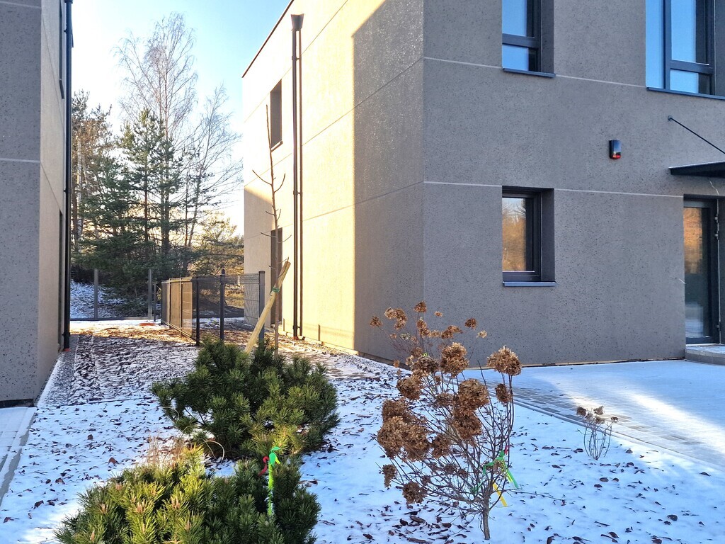 Namas Kaune prie Neries