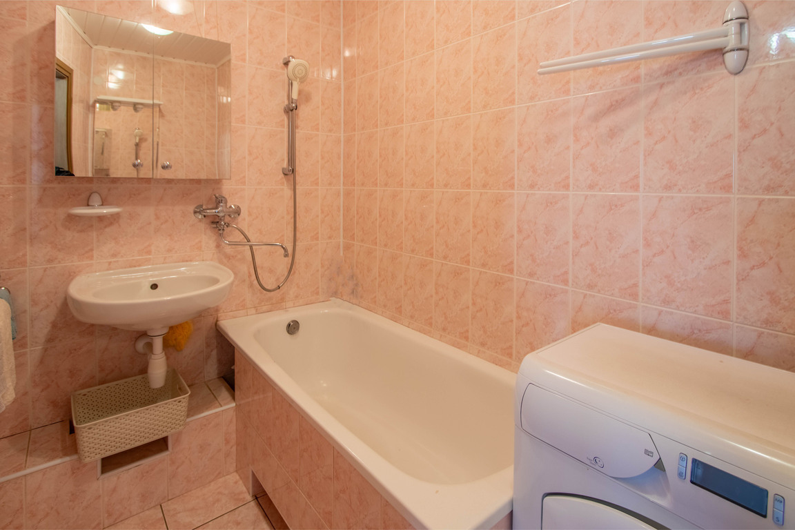 Butas, Taikos g., Rokiškio m.