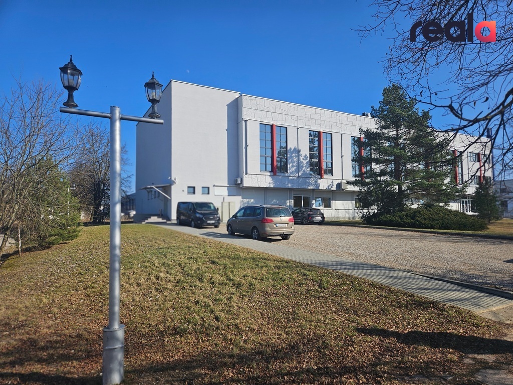 Parduodamos patalpos J. Basanavičiaus g., Vyturių, Utenoje, 70 kv.m ploto