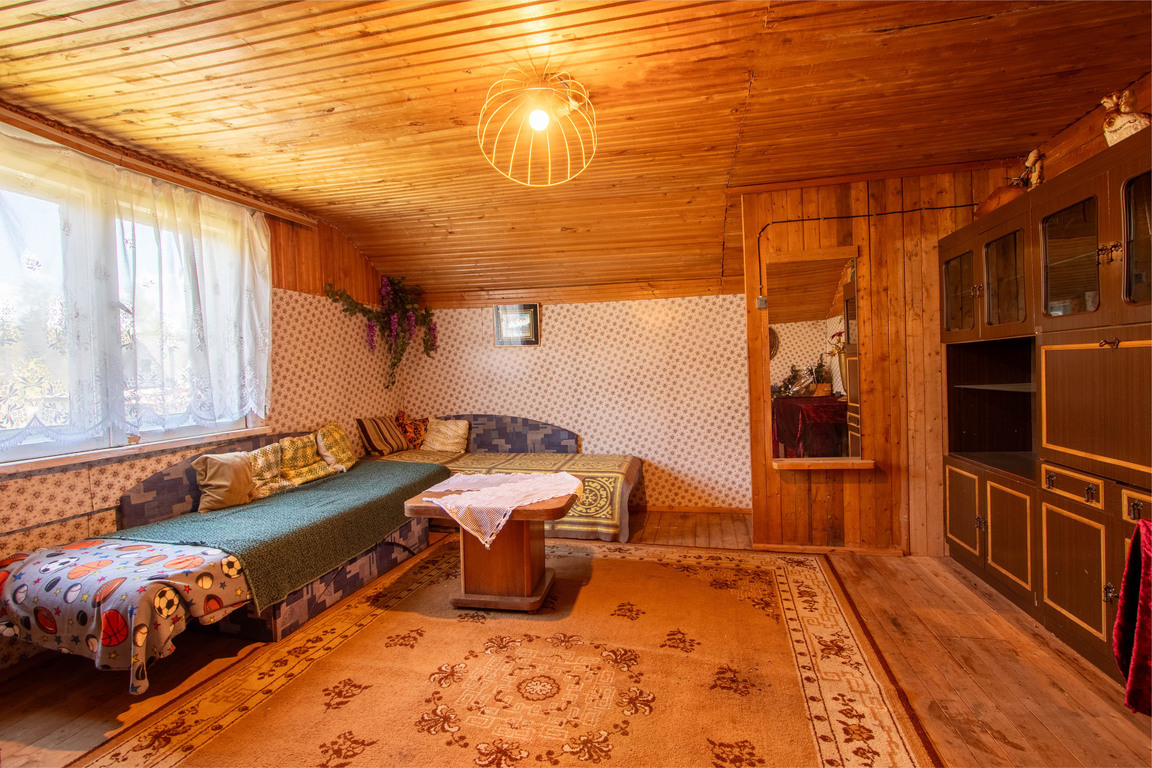 Namas, Ąžuolų al., Naujikų k.